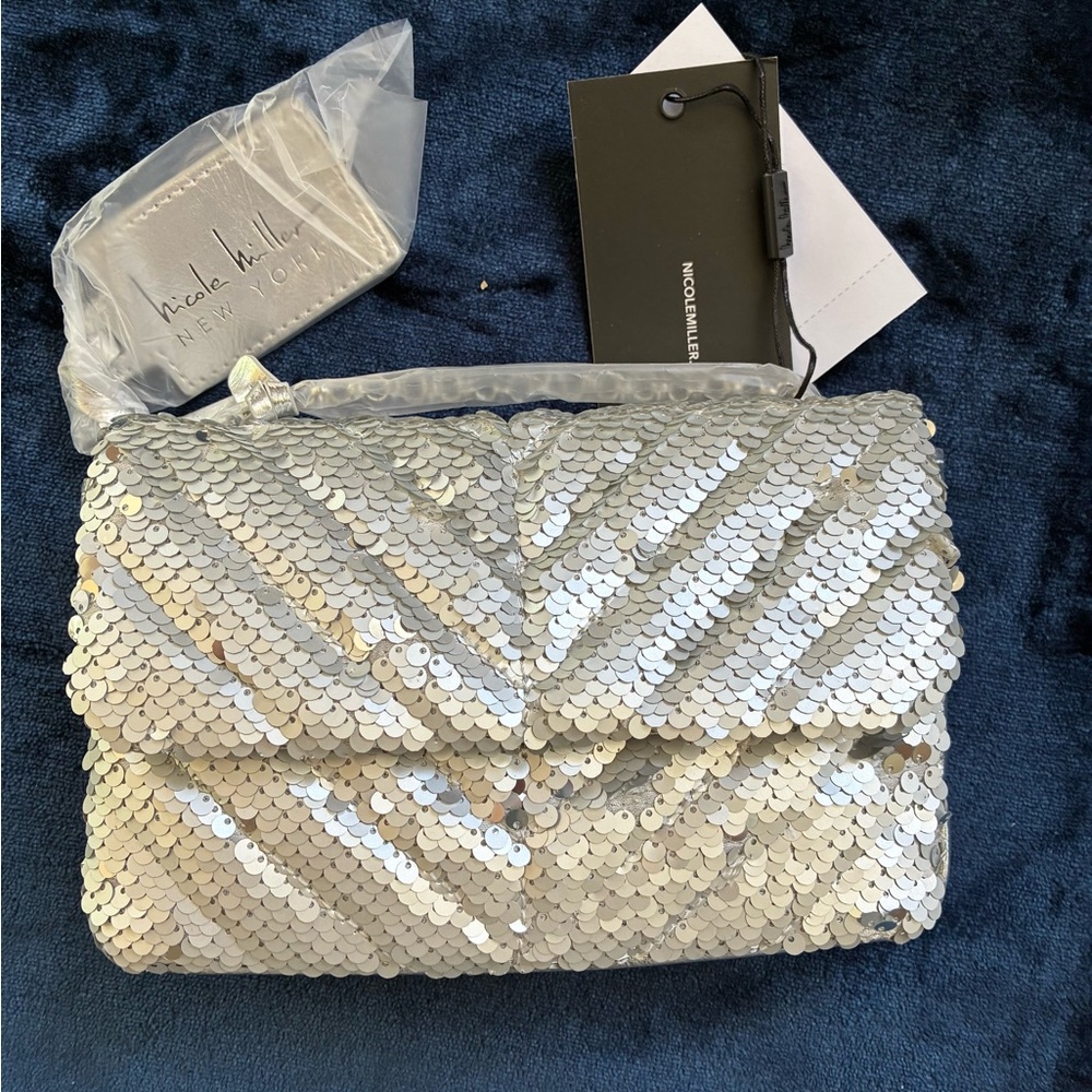 Nicole Miller Silver Metallic Sequin Clutch Bag/Crossbody